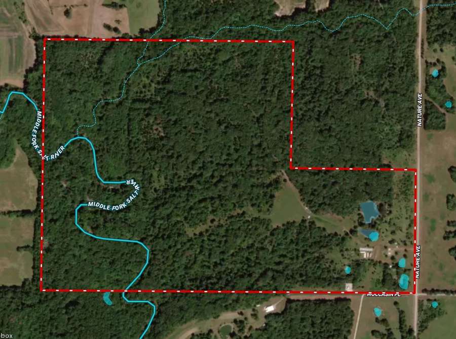 192-Acre Hunting Haven in Macon County, MO with Food Plots & Ponds!